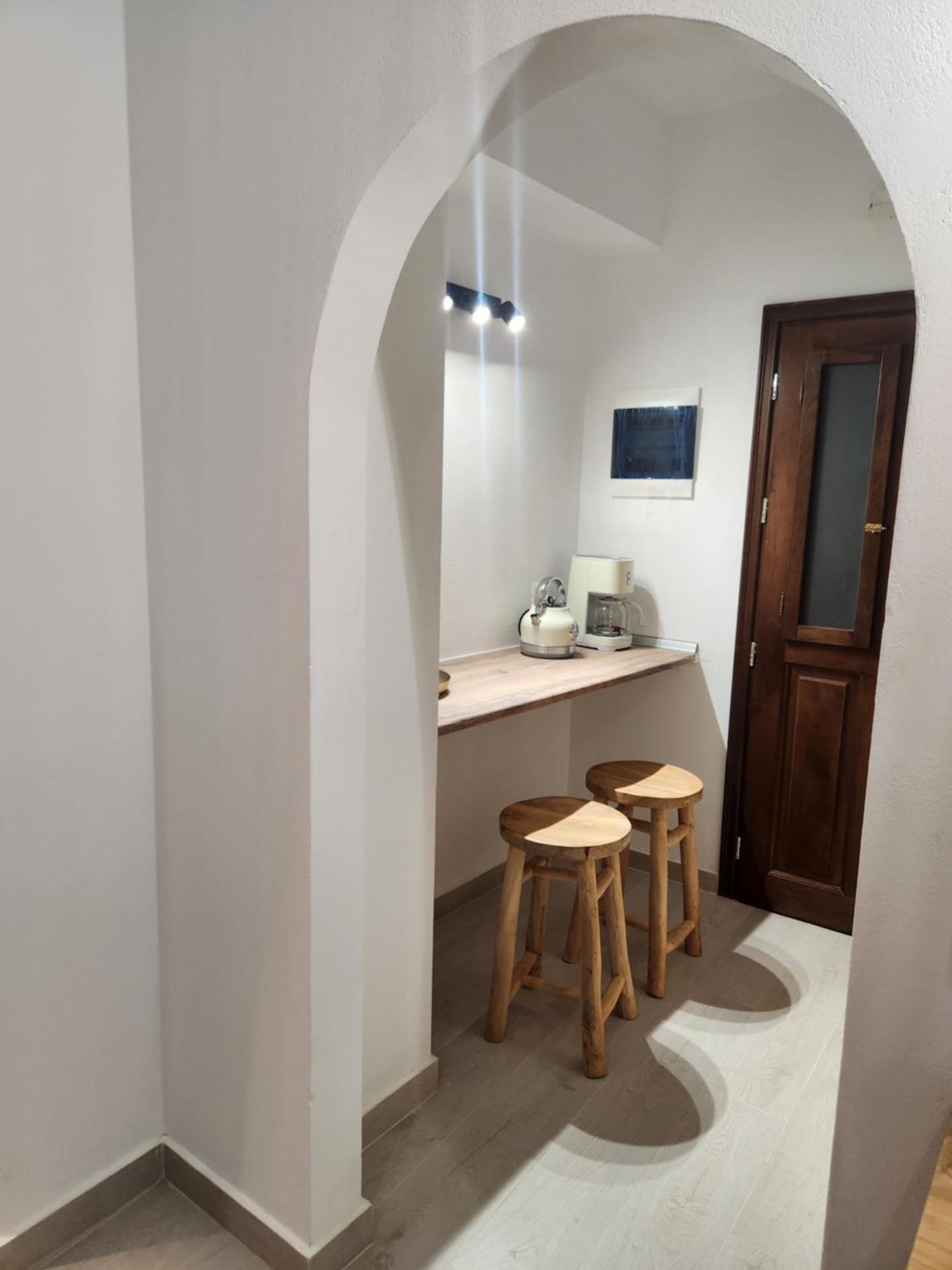 Meyísti Traditional Apartments Alexandra מראה חיצוני תמונה